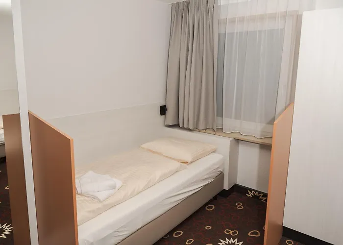 Hotel C&m 3*